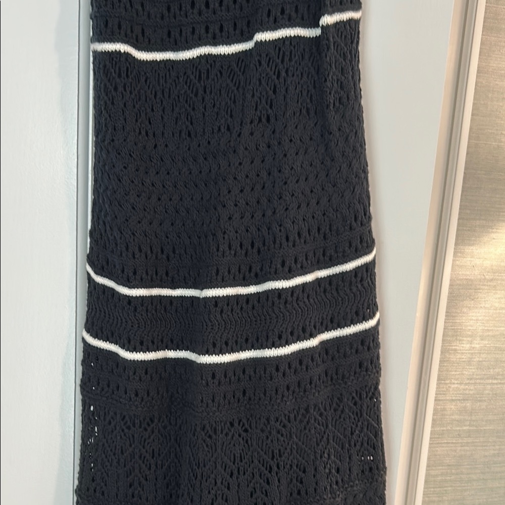 Abercrombie knit summer Black and White Striped Dress - Picture 5 of 5